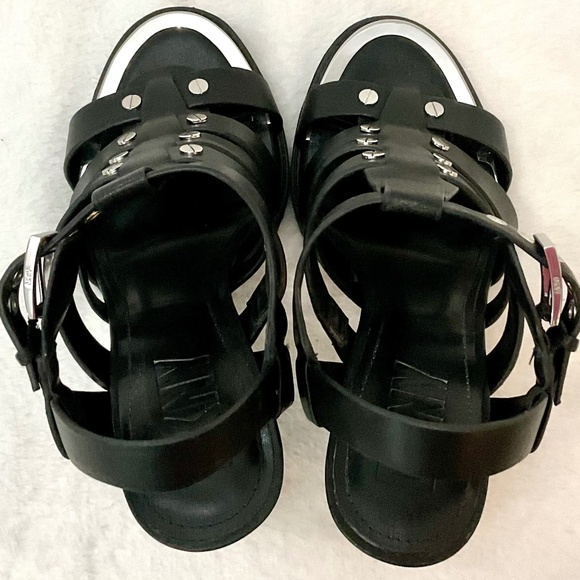 DKNY  BRIA SLINGBACK SANDAL Studded Strappy open toe  Leather Gladiator Size 7M - Picture 15 of 15